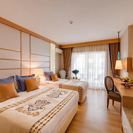 Hotell Quattro & 5*